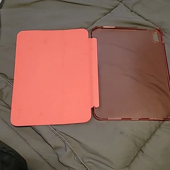 iPad Case - Picture 5 of 5